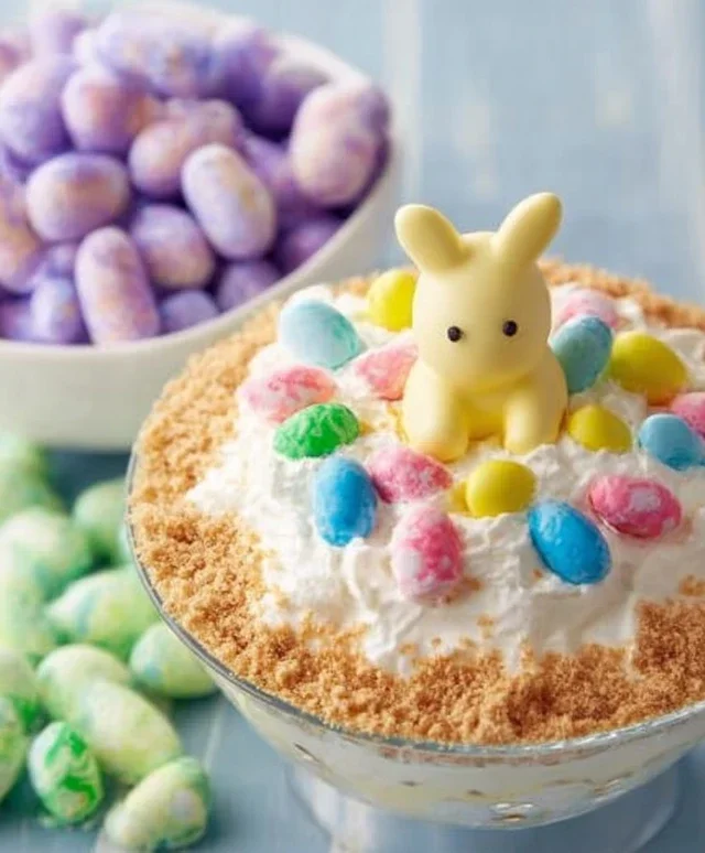 17 Easy Easter Dessert Recipes - Best Ideas for Kids and For a Crowd